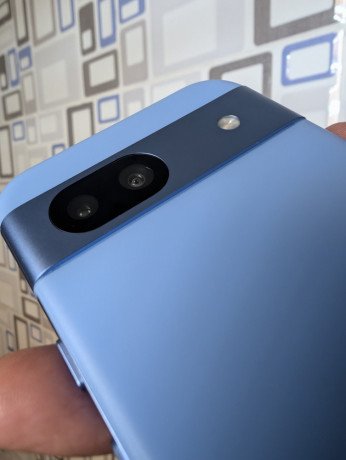 google-pixel-8a-big-1
